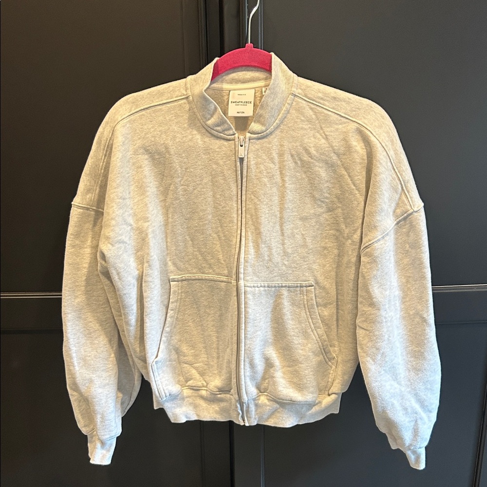 Aritzia Gray Zip Up Sweatfleece